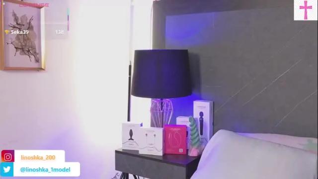 Image 4 of linoshka_1 Stream on Chaturbate on 15 days ago