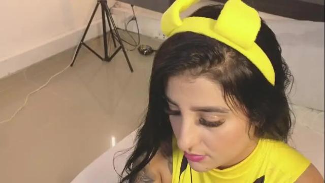 Image 12 of linoshka_1 Stream on Chaturbate on 6 days ago