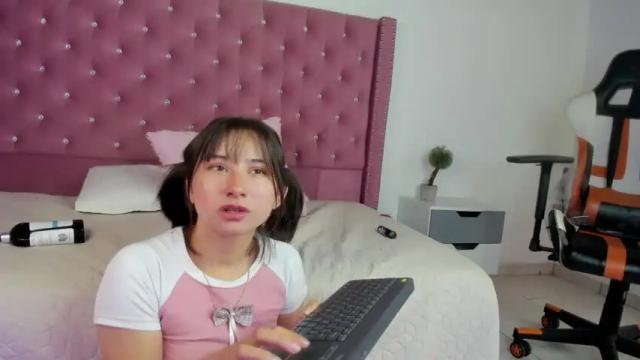 Thumbnail 1, linyin_'s Stream at Chaturbate, 13 months ago