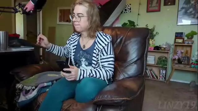 Image 12 of linzy19 Stream on Chaturbate on 1 month ago