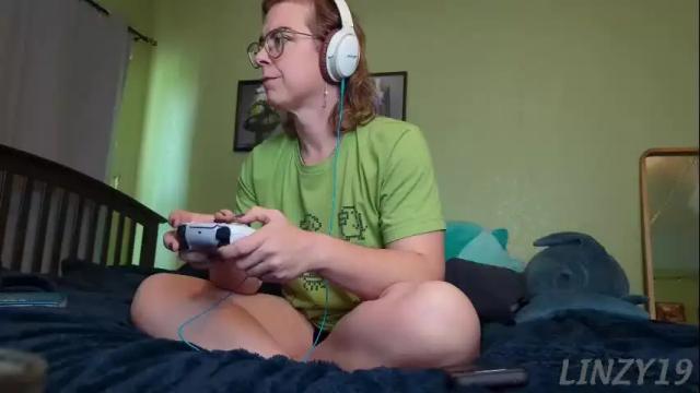 Image 3 of linzy19 Stream on Chaturbate on 5 days ago