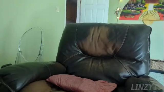 Image 11 of linzy19 Stream on Chaturbate on 1 month ago
