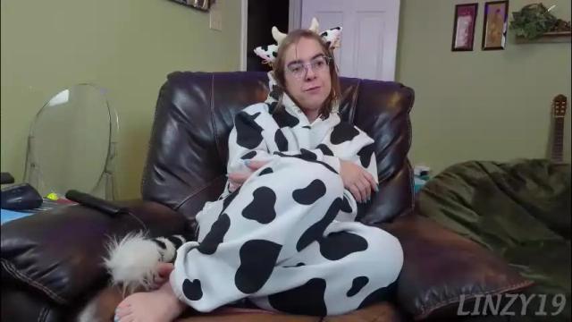 Image 2 of linzy19 Stream on Chaturbate on 1 month ago