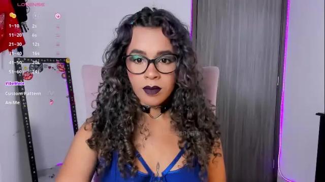 Image 6 of lips_sarasofia Stream on Chaturbate on 16 days ago