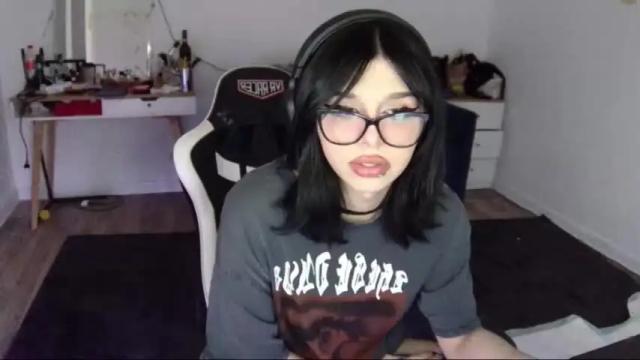 Image 10 of lipseclipse Stream on Chaturbate on 21 months ago