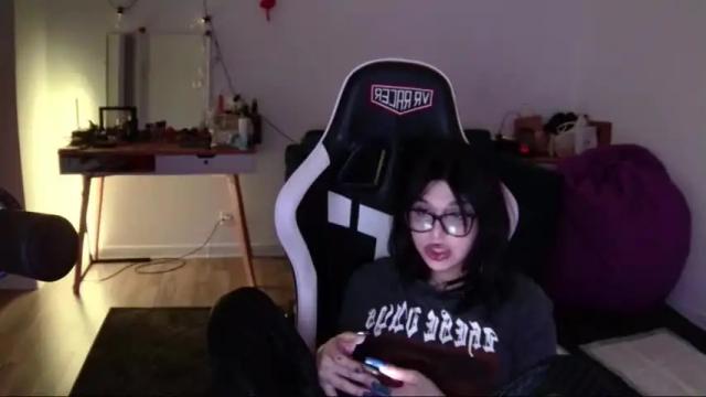 Image 10 of lipseclipse Stream on Chaturbate on 21 months ago