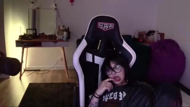 Image 11 of lipseclipse Stream on Chaturbate on 21 months ago