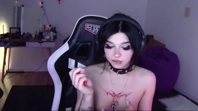 Image 12 of lipseclipse Stream on Chaturbate on 21 months ago