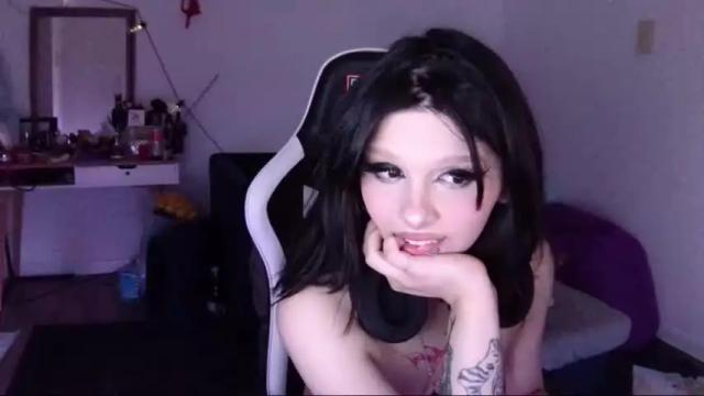 Image 10 of lipseclipse Stream on Chaturbate on 20 months ago