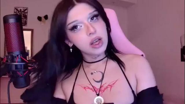 Image 2 of lipseclipse Stream on Chaturbate on 22 days ago