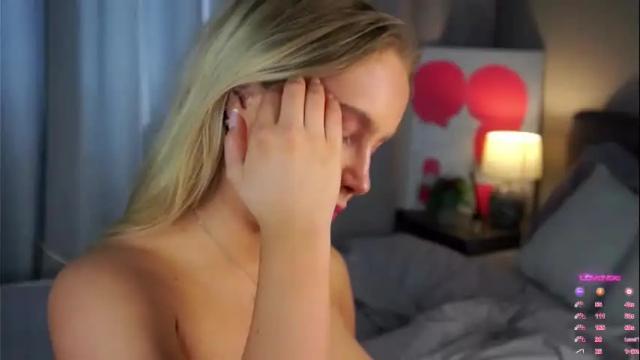 Image 7 of lipswithsmileonthem Stream on Chaturbate on 16 days ago