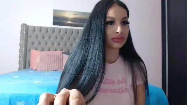 Image 2 of lisa104739 Stream on Chaturbate on 1 month ago