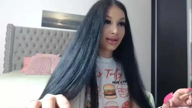 Image 6 of lisa104739 Stream on Chaturbate on 21 days ago