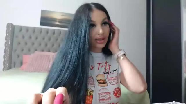 Image 8 of lisa104739 Stream on Chaturbate on 21 days ago