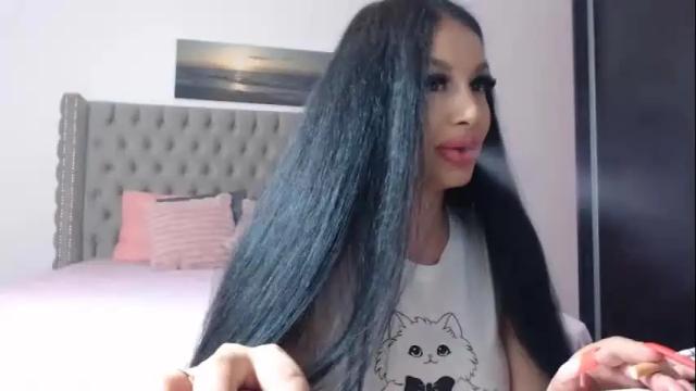 Image 2 of lisa104739 Stream on Chaturbate on 17 days ago