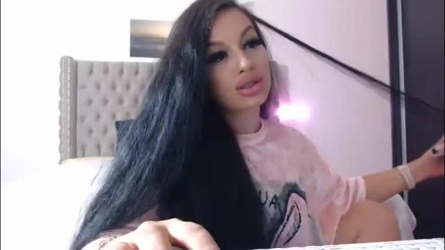 Image 3 of lisa104739 Stream on Chaturbate on 2 months ago