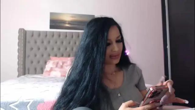 Image 12 of lisa104739 Stream on Chaturbate on 16 hours ago