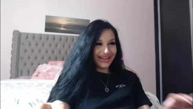 Image 2 of lisa104739 Stream on Chaturbate on 1 month ago
