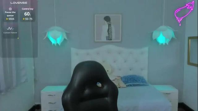 Image 12 of lisa7_7 Stream on Chaturbate on 17 days ago