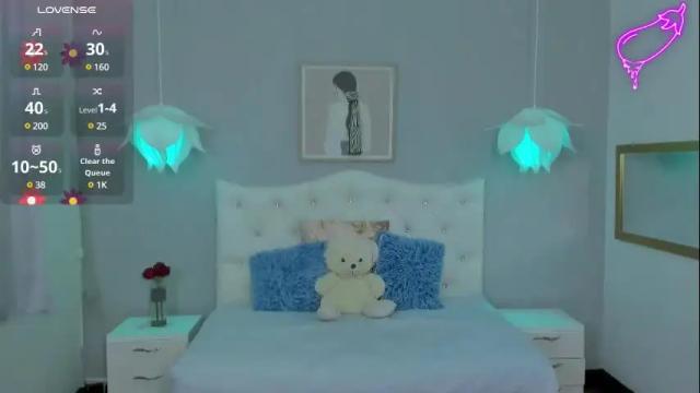 Image 4 of lisa7_7 Stream on Chaturbate on 12 days ago