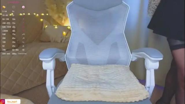 Image 6 of lisa_art Stream on Chaturbate on 1 month ago