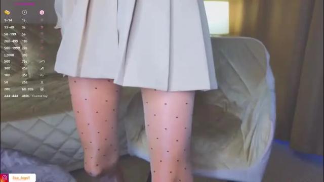 Image 4 of lisa_art Stream on Chaturbate on 29 days ago