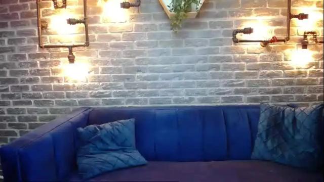 Image 3 of lisa_caprice Stream on Chaturbate on 1 month ago