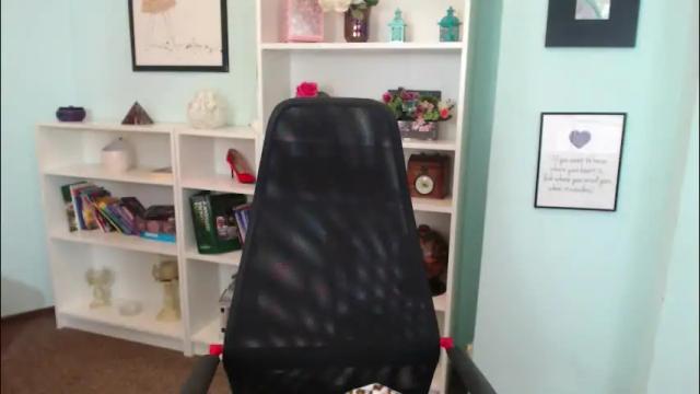 Image 11 of lisa_caprice Stream on Chaturbate on 2 months ago