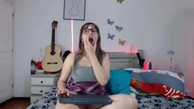 Image 4 of lisa_flaco_latin Stream on Chaturbate on 18 months ago