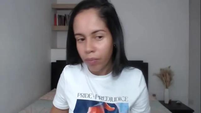 Image 3 of lisa_g07 Stream on Chaturbate on 1 month ago