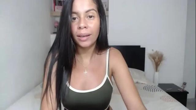 Image 10 of lisa_g07 Stream on Chaturbate on 8 days ago