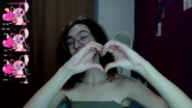 Image 2 of lisa_hua Stream on Chaturbate on 15 months ago
