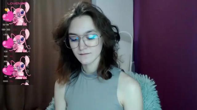 Image 11 of lisa_hua Stream on Chaturbate on 15 months ago