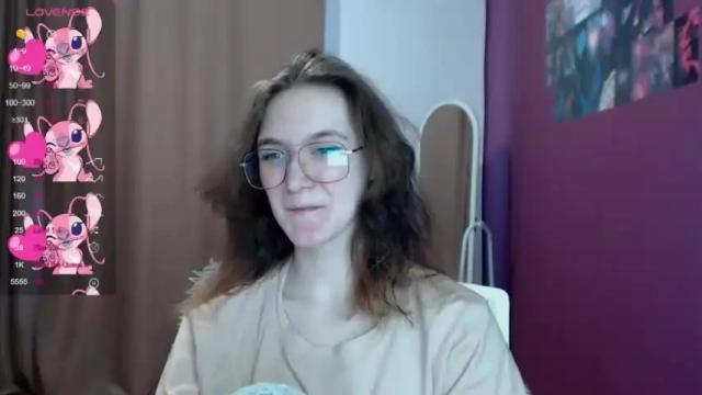 Image 11 of lisa_hua Stream on Chaturbate on 13 months ago