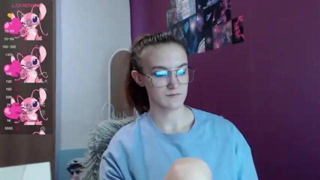 Image 11 of lisa_hua Stream on Chaturbate on 13 months ago