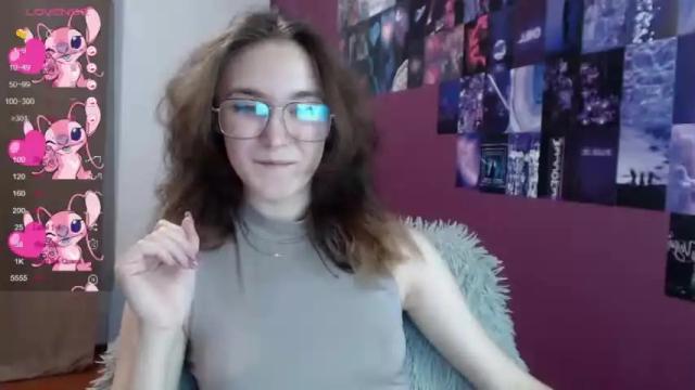 Image 3 of lisa_hua Stream on Chaturbate on 12 months ago