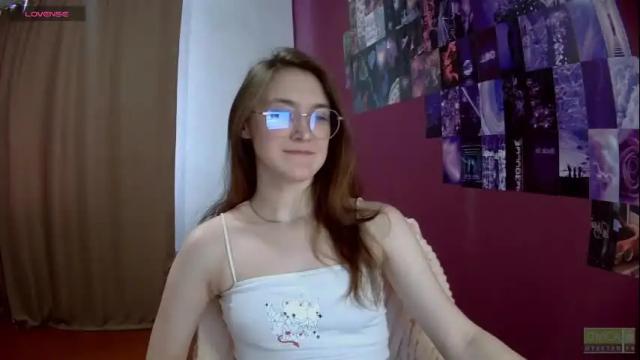 Image 11 of lisa_hua Stream on Chaturbate on 29 days ago