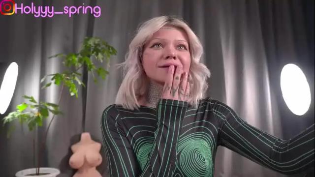 Image 12 of lisa_lovelyy Stream on Chaturbate on 6 months ago