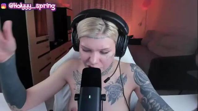 Image 6 of lisa_lovelyy Stream on Chaturbate on 3 months ago