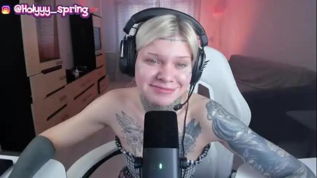 Image 8 of lisa_lovelyy Stream on Chaturbate on 3 months ago