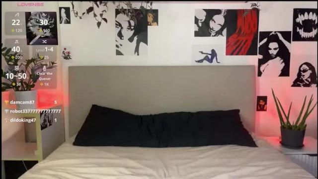 Image 3 of lisa_moons Stream on Chaturbate on 2 months ago