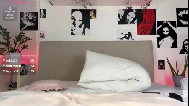 Image 10 of lisa_moons Stream on Chaturbate on 1 month ago