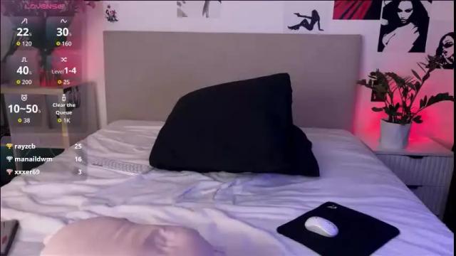 Image 11 of lisa_moons Stream on Chaturbate on 27 days ago