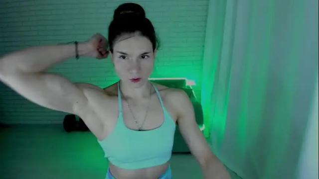 Image 3 of lisa_ree_ Stream on Chaturbate on 4 months ago
