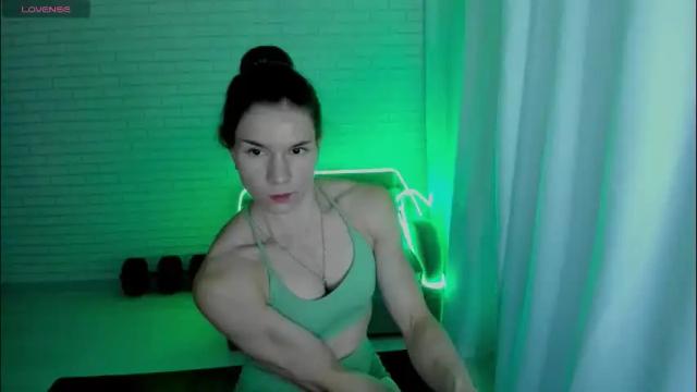 Image 3 of lisa_ree_ Stream on Chaturbate on 2 months ago