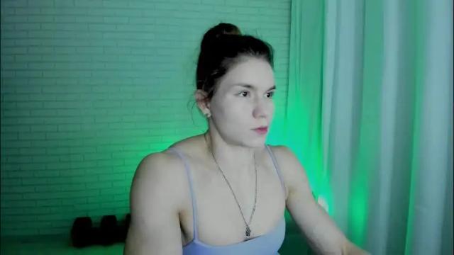 Image 2 of lisa_ree_ Stream on Chaturbate on 1 month ago