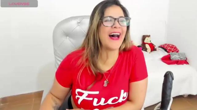 Image 4 of lisa_santoss Stream on Chaturbate on 14 months ago