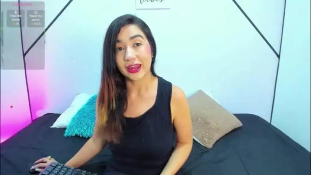 Image 2 of lisa_white_ Stream on Chaturbate on 1 month ago