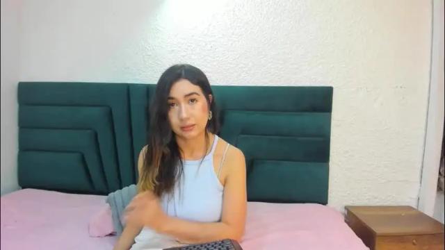 Image 2 of lisa_white_ Stream on Chaturbate on 15 days ago