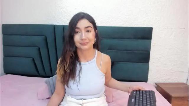 Image 4 of lisa_white_ Stream on Chaturbate on 15 days ago